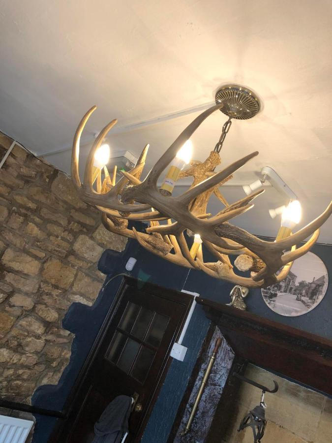 The Fleur-De-Lis Hotel Chiselborough Eksteriør billede